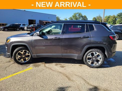 Used 2019 Jeep Compass Limited AWD/4WD image 6
