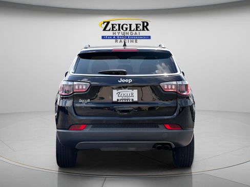 Used 2021 Jeep Compass Limited w/ Elite Interior Group image 7