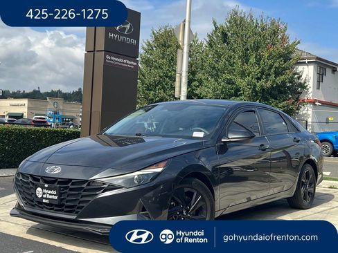 Certified 2022 Hyundai Elantra SEL w/ Cargo Package FWD image 1