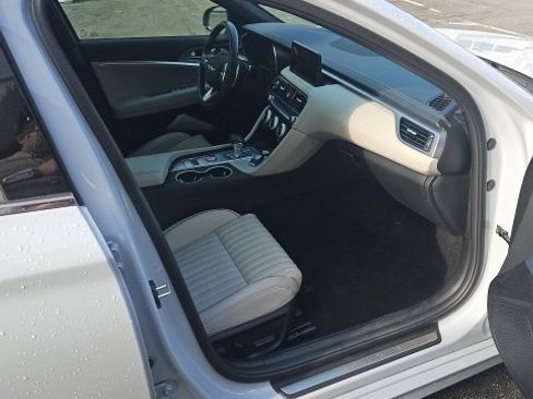 Used 2023 Genesis G70 2.0T w/ Sport Prestige Package image 3