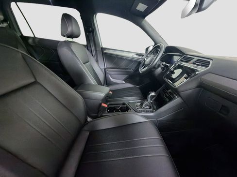 Used 2023 Volkswagen Tiguan SE R-Line FWD image 30