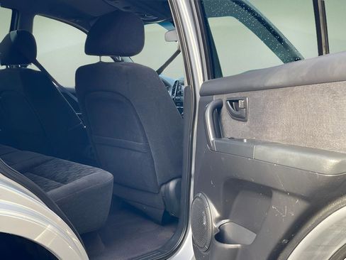 Used 2007 Kia Sorento LX w/ Sport Pkg image 13