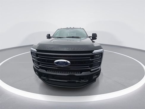 New 2026 Ford F350 Platinum image 3
