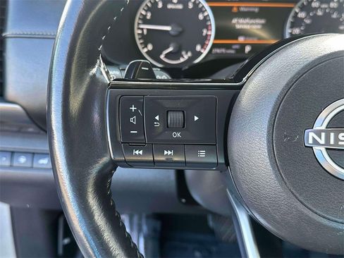 Certified 2023 Nissan Pathfinder SL w/ Lighting Package (N92) image 22