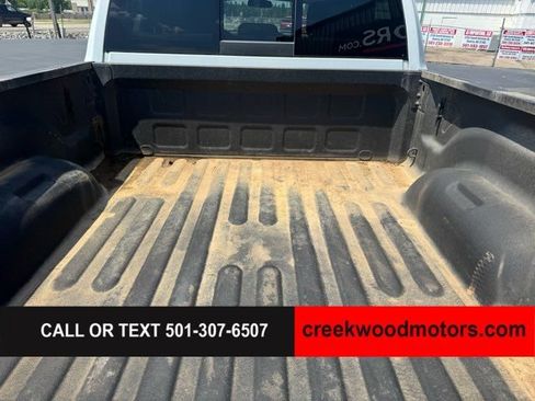 Used 2024 RAM 2500 Tradesman w/ Chrome Appearance Group AWD/4WD image 17