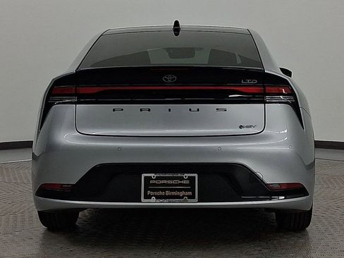 Used 2023 Toyota Prius Limited image 6