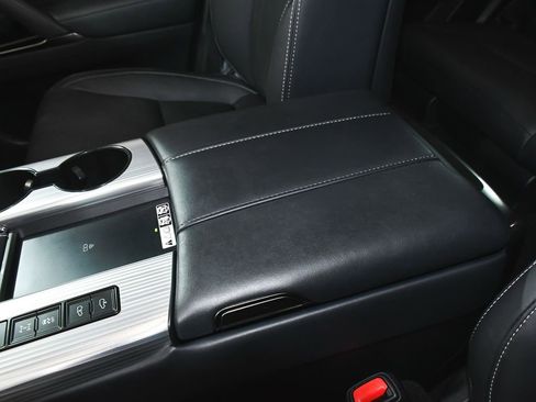 Used 2024 Lexus LX 600 F Sport image 42