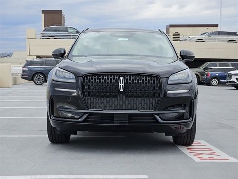 New 2026 Lincoln Corsair Premiere image 2