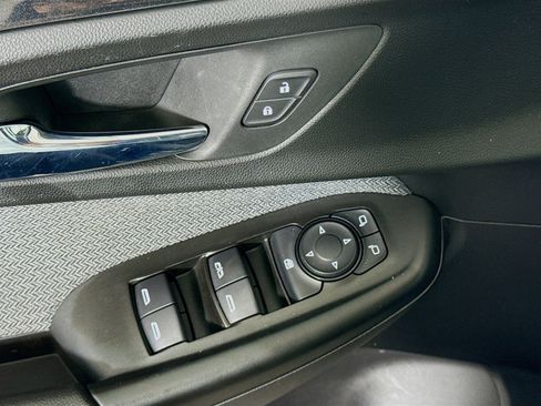 Used 2021 Chevrolet TrailBlazer LS FWD image 23