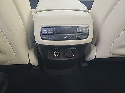 Used 2020 Hyundai Palisade Limited image 36