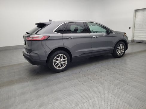 Used 2024 Ford Edge SEL image 10