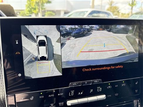 Used 2024 Subaru Solterra Touring image 17