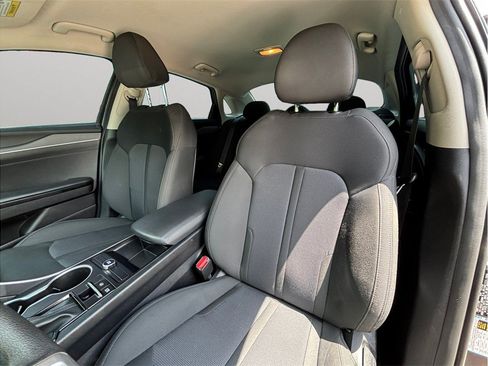 Used 2022 Kia K5 LXS FWD image 18
