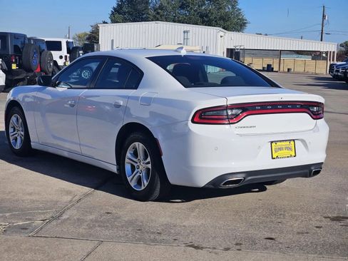 Used 2023 Dodge Charger SXT image 4