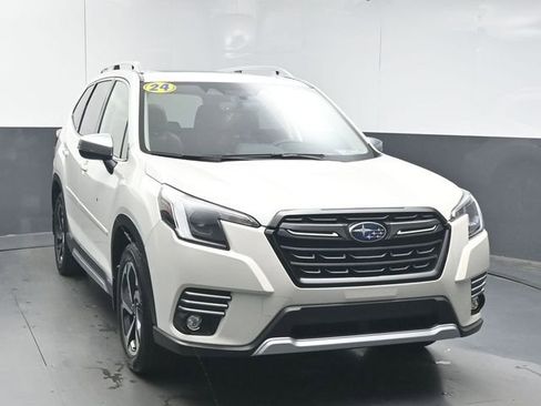 Used 2024 Subaru Forester Touring AWD/4WD image 2