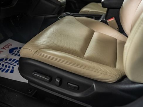 Used 2015 Honda CR-V Touring image 37