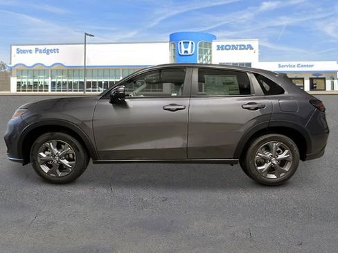 New 2026 Honda HR-V LX image 2