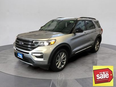 Used 2024 Ford Explorer XLT w/ Equipment Group 202A