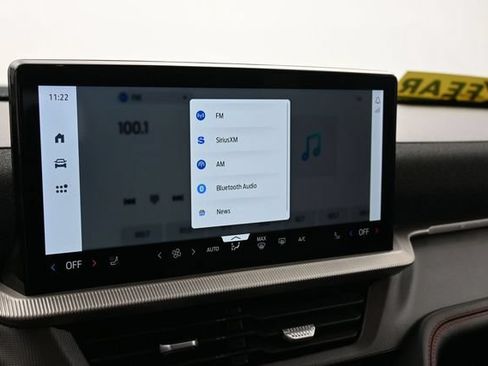 Used 2025 Ford Explorer ST-Line AWD/4WD image 24