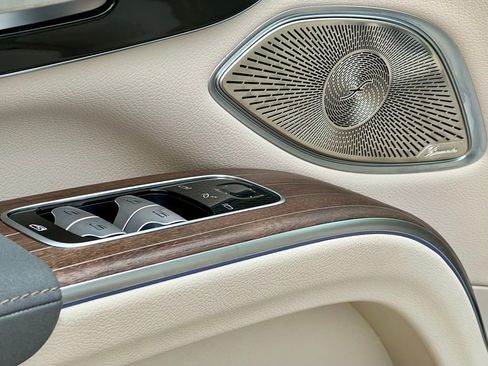 Certified 2023 Mercedes-Benz EQS 450+ 4MATIC SUV image 33