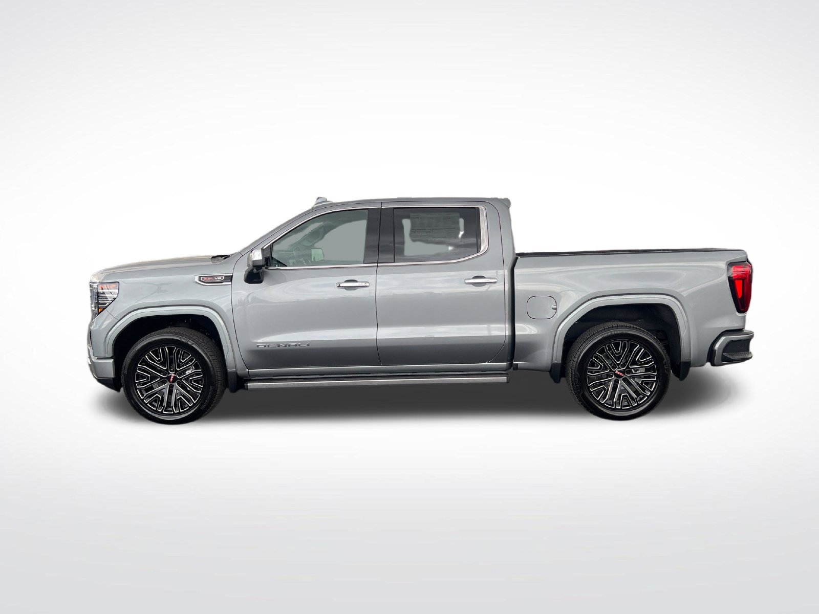 Used 2026 GMC Sierra 1500 Denali w/ Denali Reserve Package AWD/4WD image 7