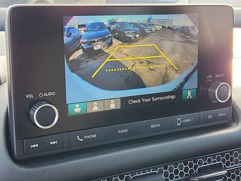 Used 2025 Honda HR-V Sport image 17