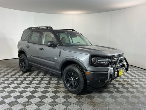 New 2025 Ford Bronco Sport Outer Banks w/ Sasquatch Outer Banks Package image 3