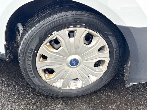 Used 2020 Ford Transit Connect XL image 9