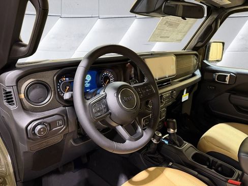 New 2026 Jeep Gladiator Sport AWD/4WD image 10