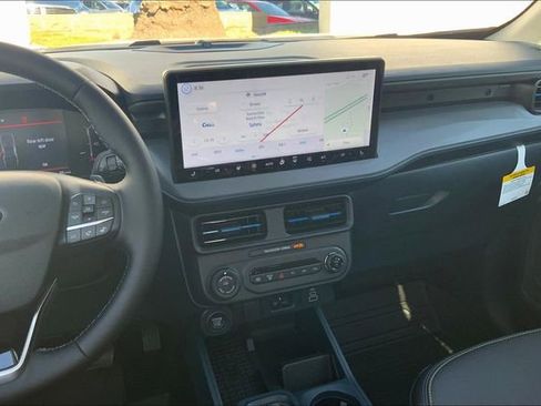 New 2025 Ford Maverick Lobo image 7