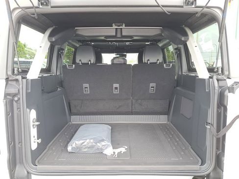 Used 2024 Ford Bronco Wildtrak image 12