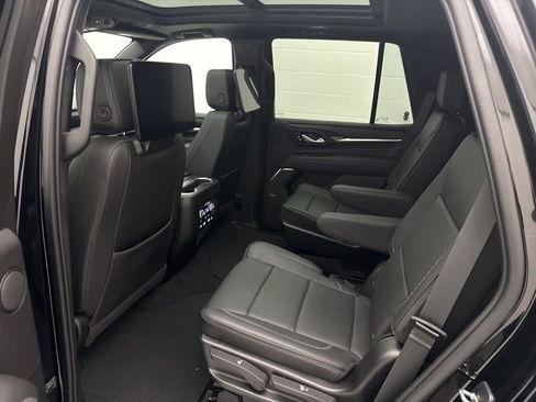 Used 2023 GMC Yukon Denali w/ Advanced Technology Package image 63