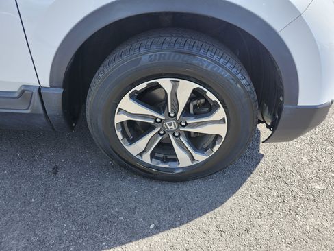 Used 2019 Honda CR-V LX image 7