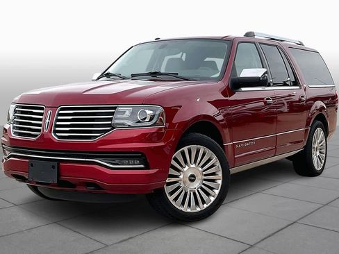 Used 2015 Lincoln Navigator L w/ Equipment Group 101A Reserve image 3