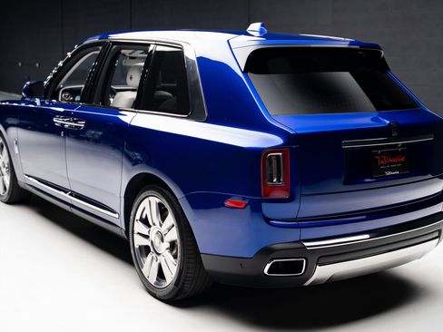 Used 2019 Rolls-Royce Cullinan AWD/4WD image 25