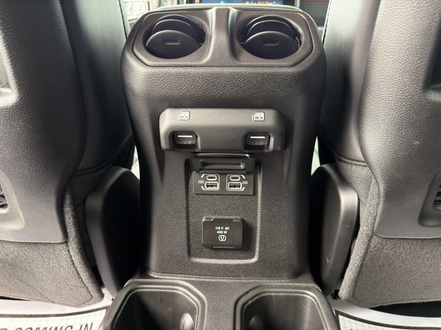 Used 2026 Jeep Gladiator Rubicon AWD/4WD image 16