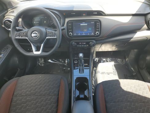 Certified 2023 Nissan Kicks SR image 15