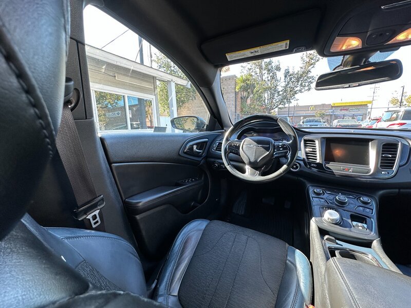 Used 2015 Chrysler 200 S w/ Navigation & Sound Group I FWD image 15