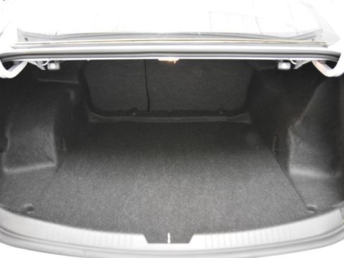 Used 2024 Chevrolet Malibu LT FWD image 35