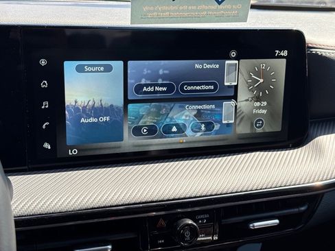 New 2025 Nissan Kicks SR image 20