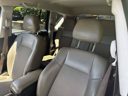Used 2014 Jeep Compass Latitude AWD/4WD image 17