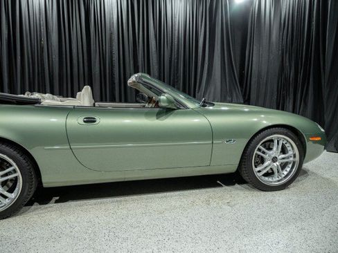 Used 1999 Jaguar XK8 Convertible RWD image 5