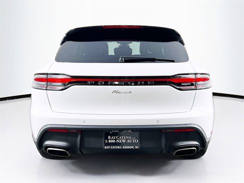 New 2026 Porsche Macan image 10