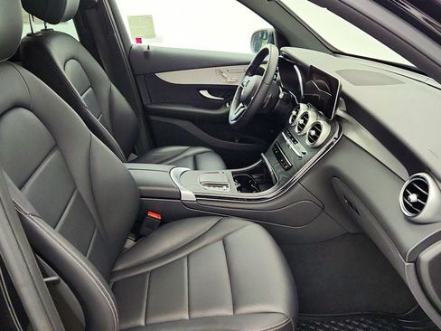 Used 2022 Mercedes-Benz GLC 300 image 22