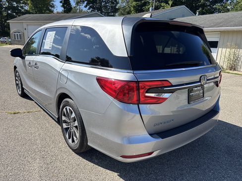 Used 2022 Honda Odyssey EX-L image 3