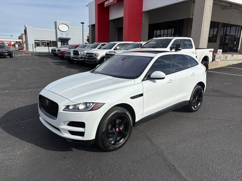 Used 2019 Jaguar F-PACE Premium image 1
