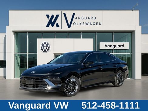 Used 2025 Hyundai Sonata SEL FWD image 1