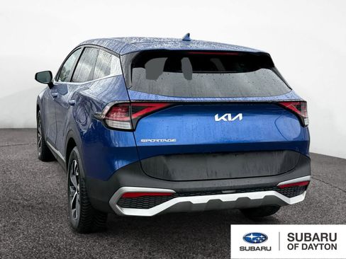 Used 2023 Kia Sportage EX image 3