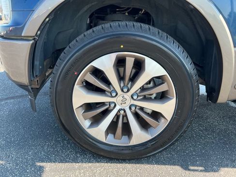 Used 2018 Ford F150 King Ranch w/ Equipment Group 601A Luxury AWD/4WD image 41