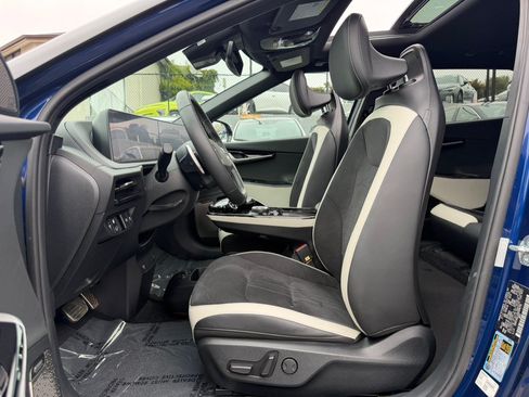 Used 2024 Kia EV6 GT-Line AWD/4WD image 11